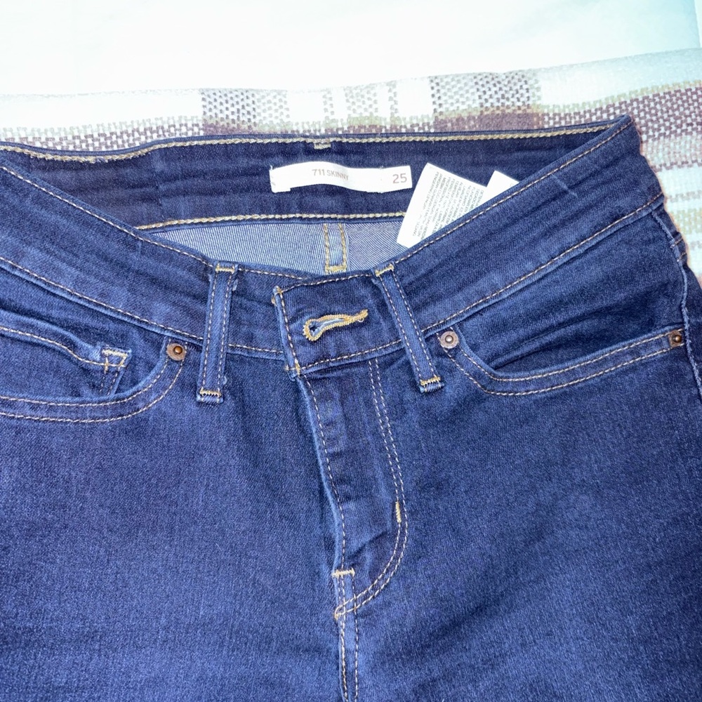 Levi's Women's Dark Blue Skinny Jeans